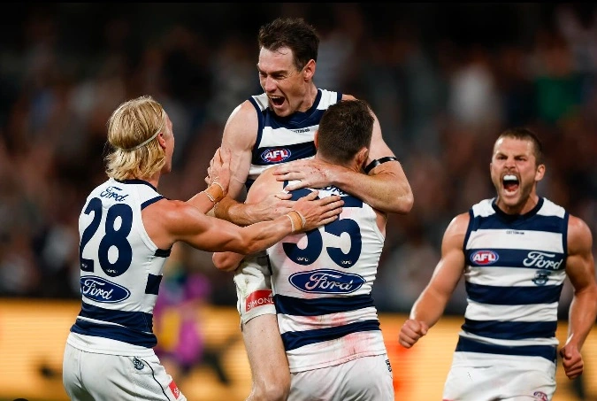 Tom Hawkins Geelong update